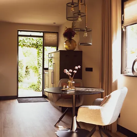 Bij Corine, Bed En Zorg Altforst