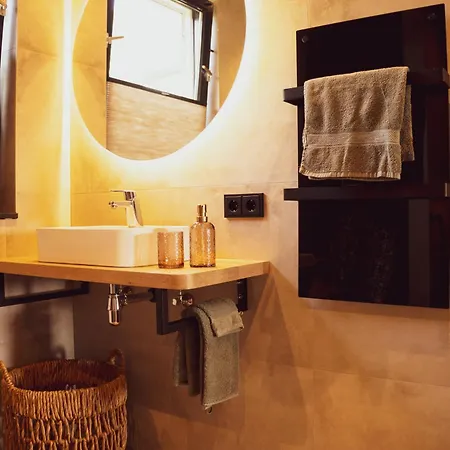 Bed & Breakfast Bij Corine, Bed En Zorg Altforst