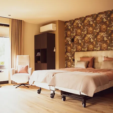 Bij Corine, Bed En Zorg Bed & Breakfast