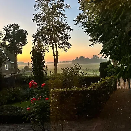 Bij Corine, Bed En Zorg Bed & Breakfast