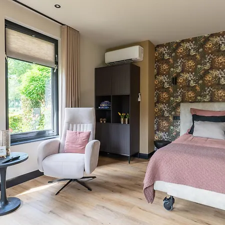 Bed & Breakfast Bij Corine, Bed En Zorg Altforst