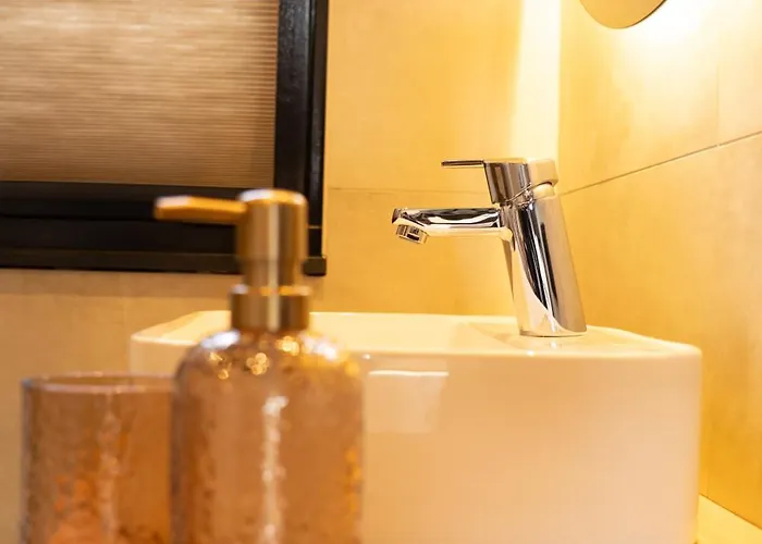 Bij Corine, Bed En Zorg