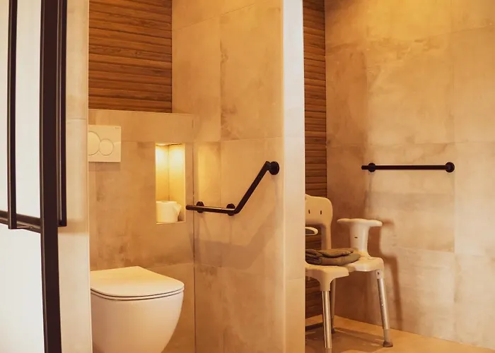 Bij Corine, Bed En Zorg