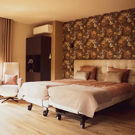 Bed & Breakfast Bij Corine, Bed En Zorg 3*