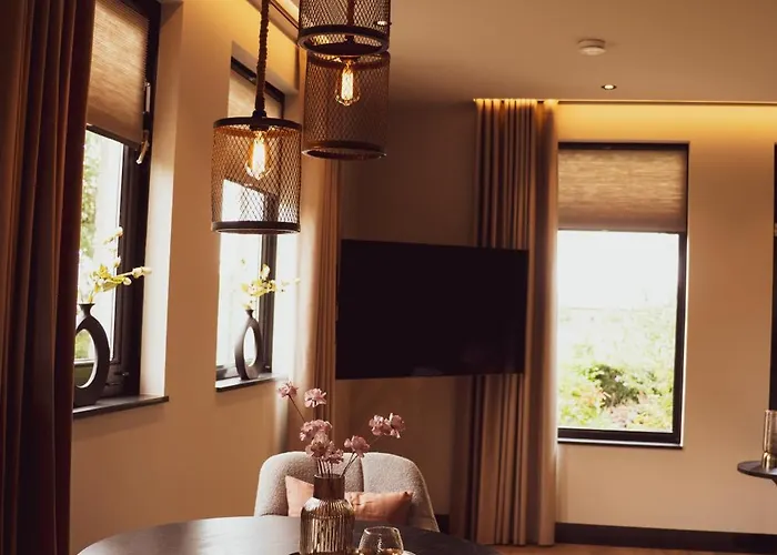 Bij Corine, Bed En Zorg 3*