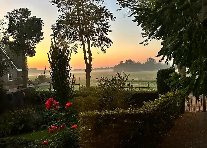 Bij Corine, Bed En Zorg Bed & Breakfast